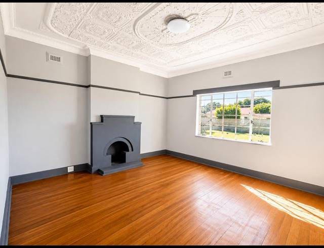 6 BEDROOM HOUSE FOR SALE IN STRUBENVALE